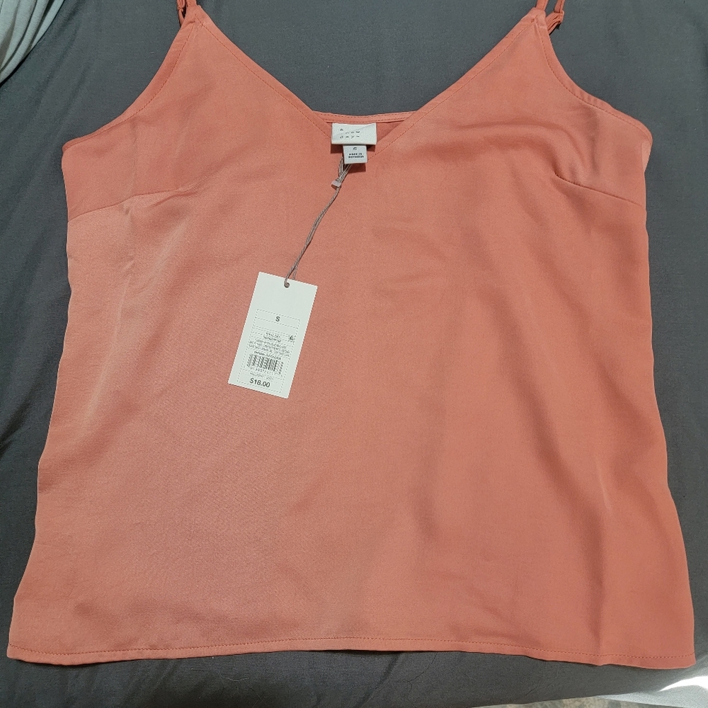 Pink tank